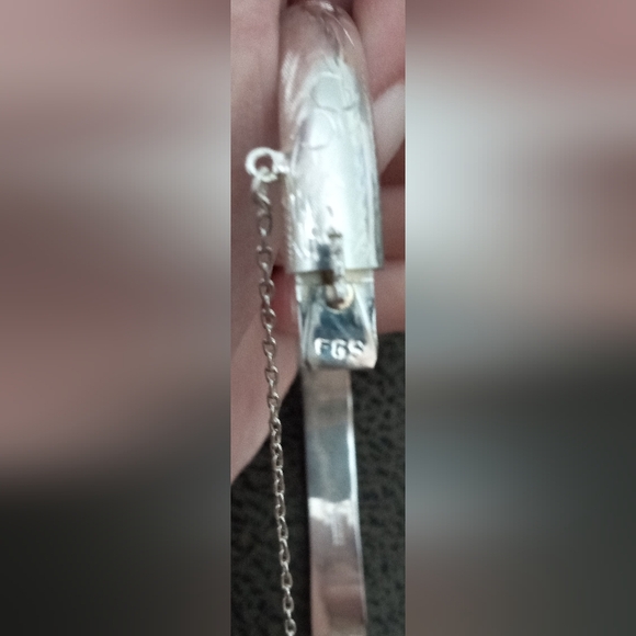 Sterling Silver Bangle Bracelet - Picture 11 of 12